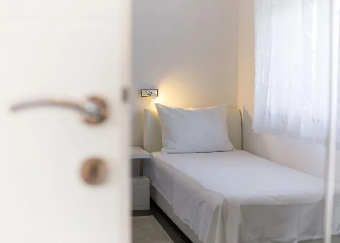Apartman Atemberaubendes Nur 500 Meter Zum Sandstrand Mit Heimkino, Billard, Meerblick Crikvenica