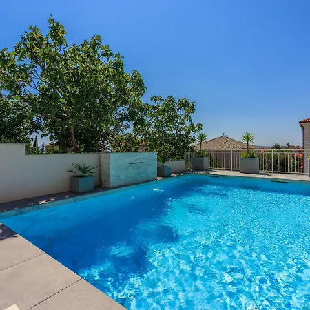 Atemberaubendes Nur 500 Meter Zum Sandstrand Mit Heimkino, Billard, Meerblick Appartement *